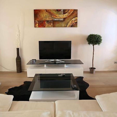 Royal Apartments Βρυξέλλες Δωμάτιο φωτογραφία